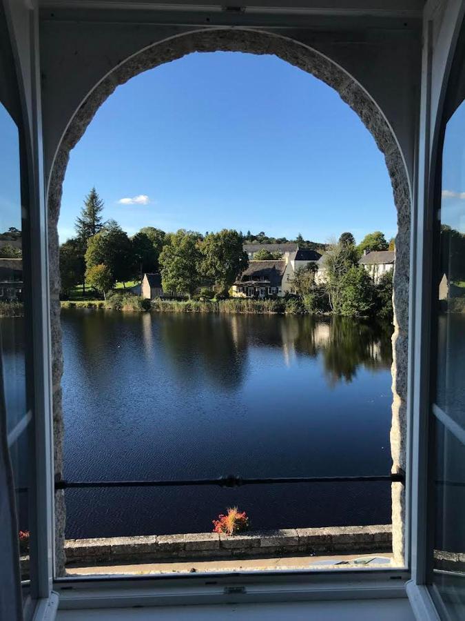 Vue Sur Le Lac Huelgoat Buitenkant foto